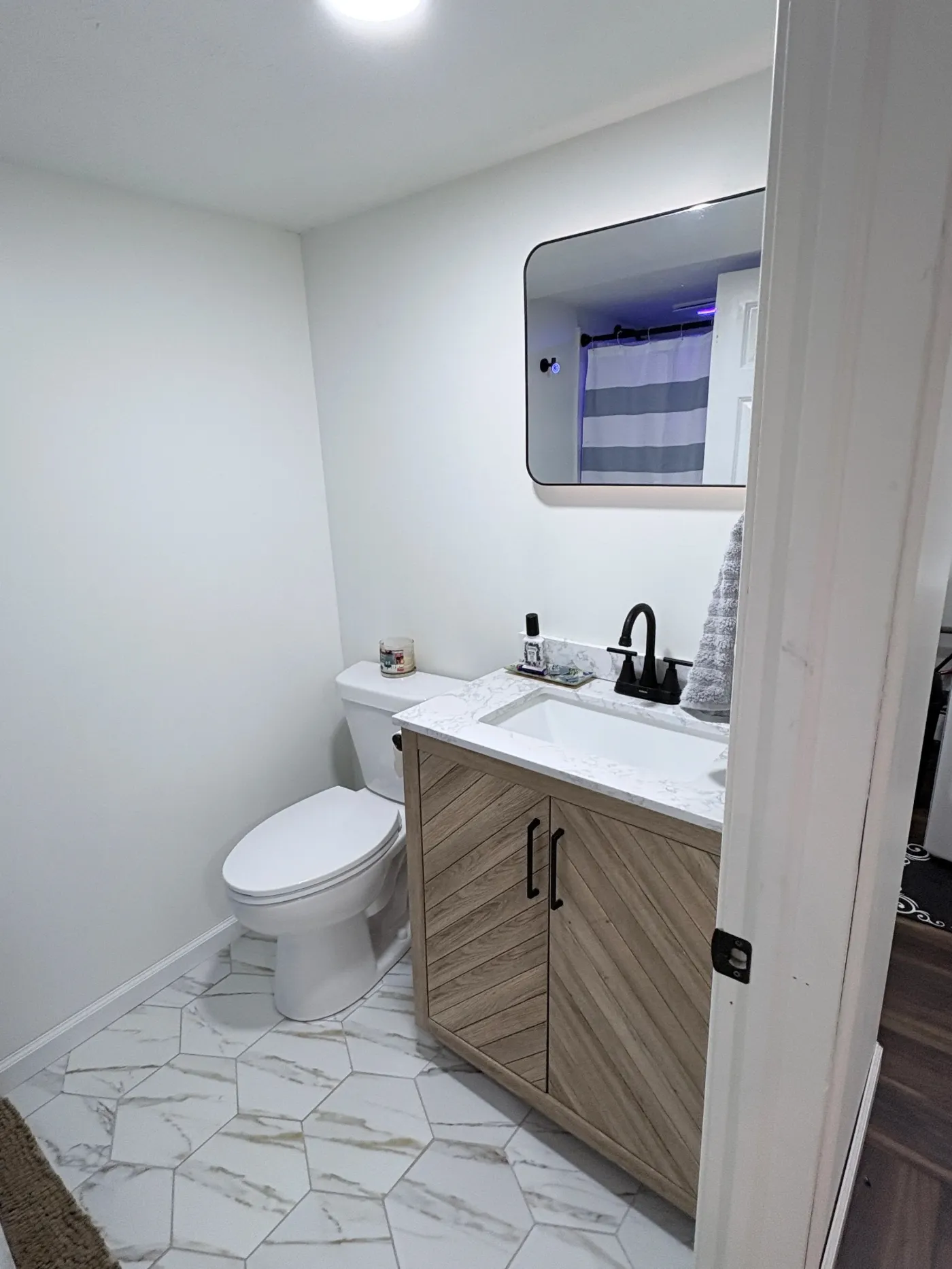 Downstairs bathroom at Casa Nova